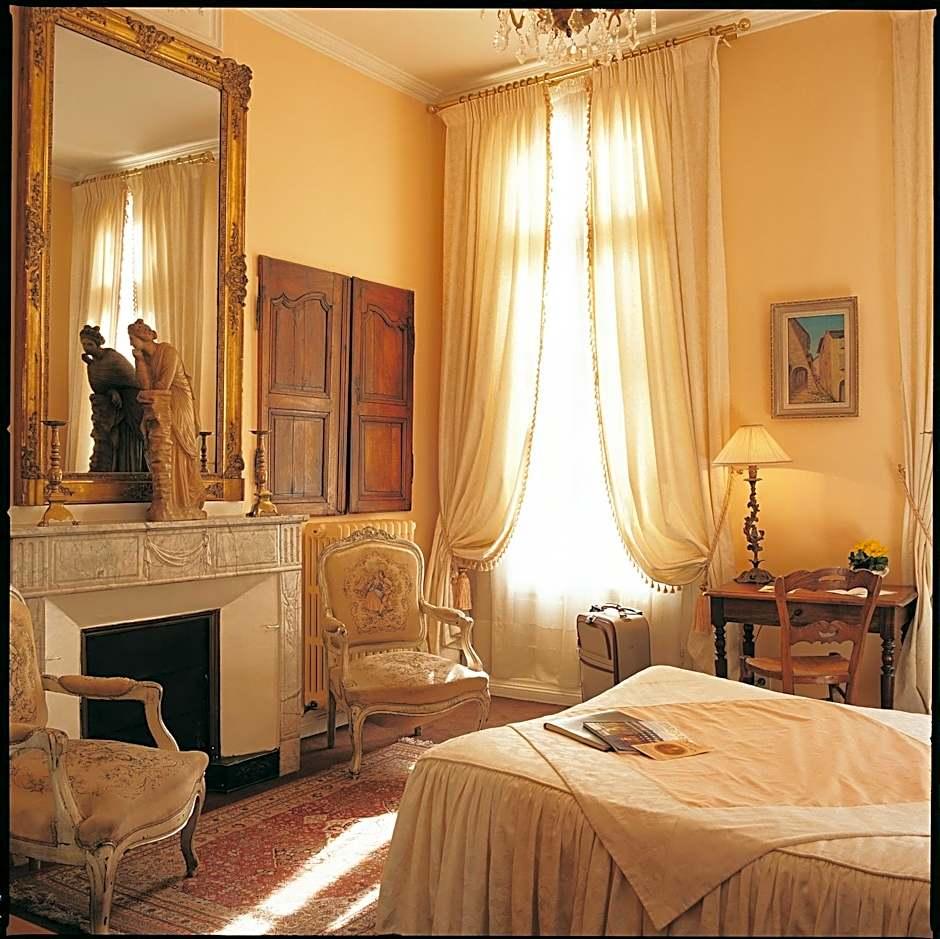 Doppel- oder Zweibettzimmer